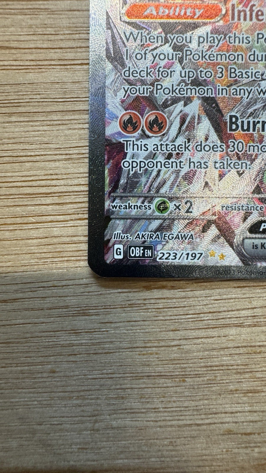 Pokémon TCG Charizard - Obsidian Flames 223/197