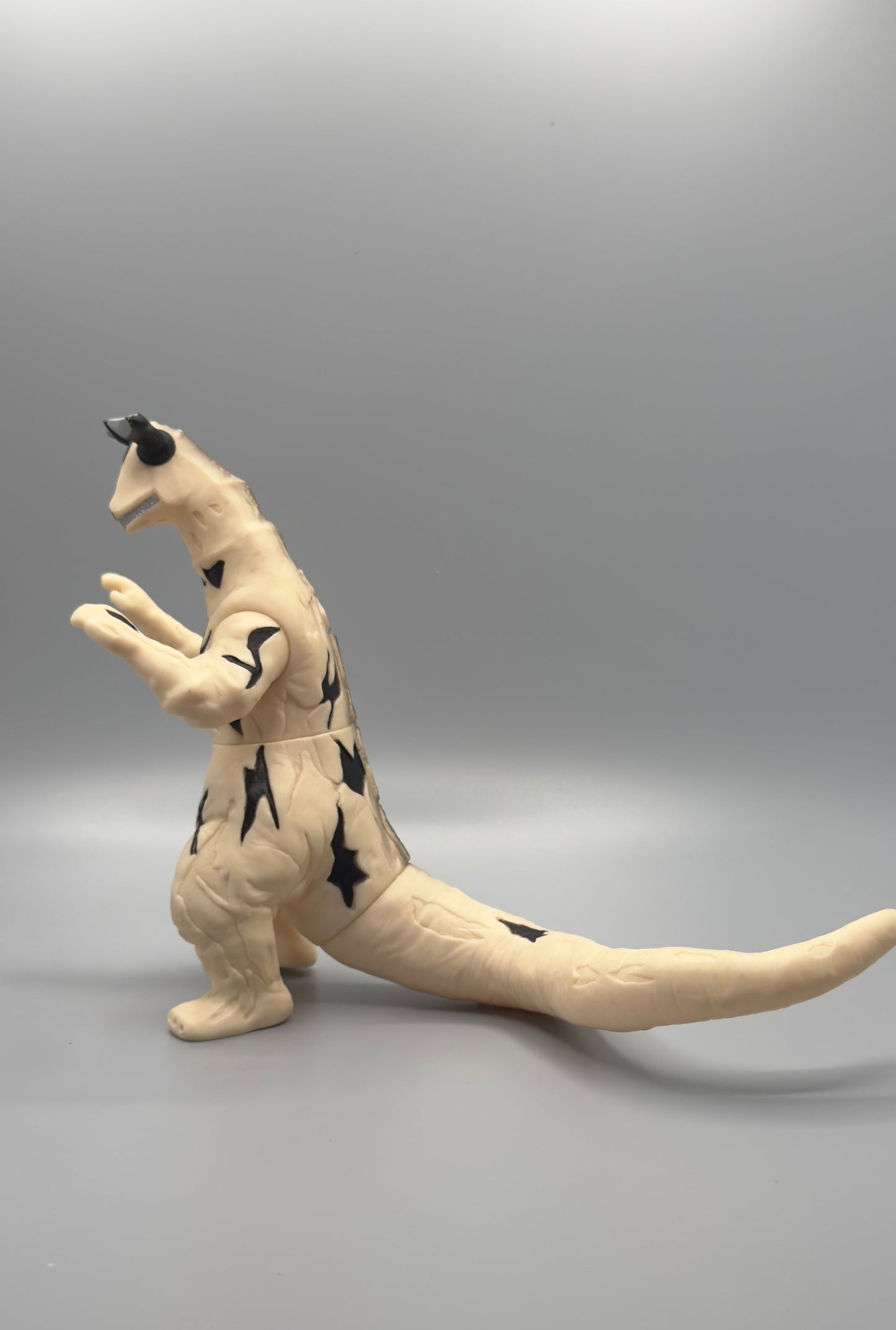 Eleking Kaiju Ultraman Ultra Monster 500 Spark Doll 2012 Ultraseven Figure