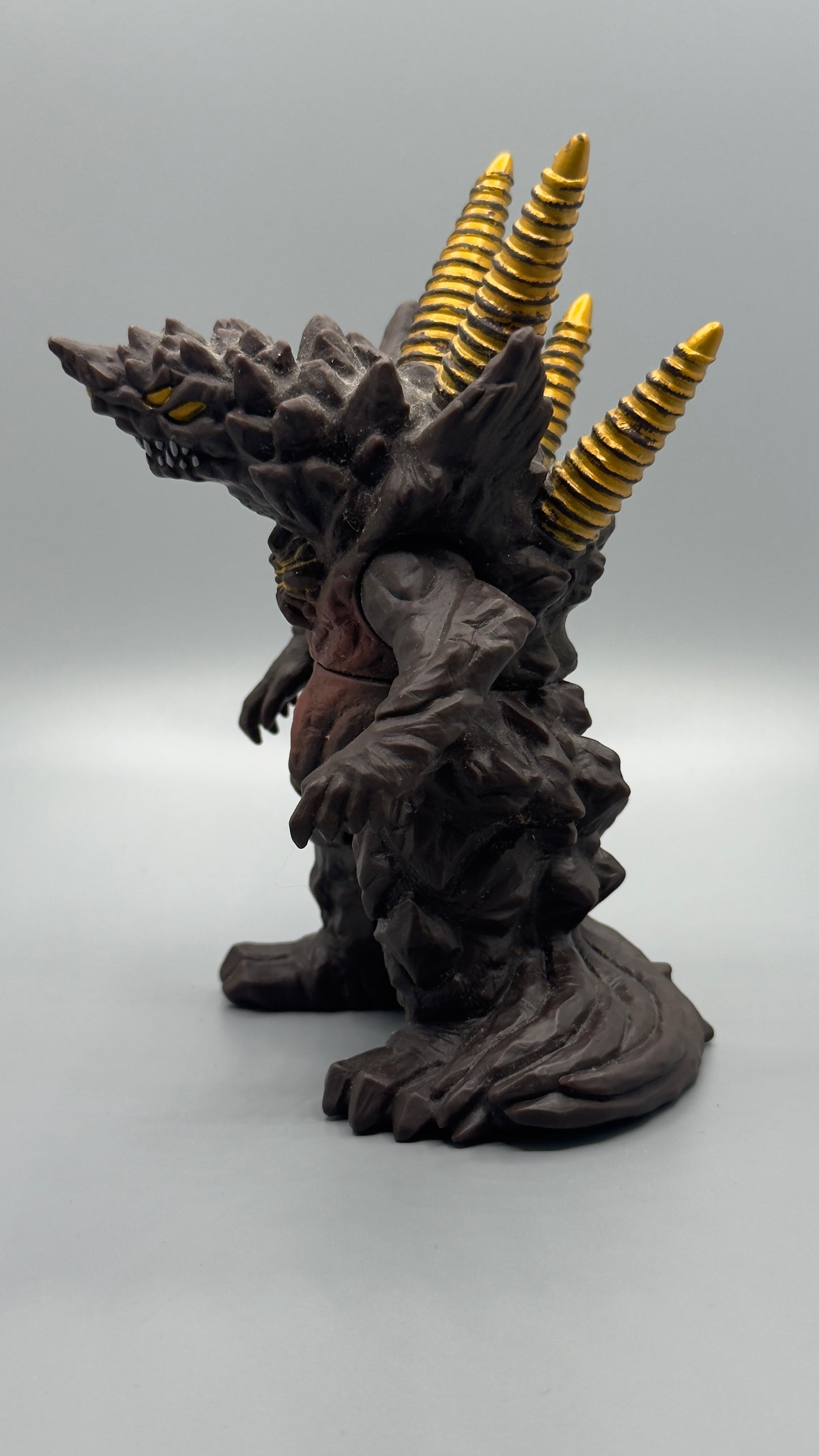 BANDAI Ultraman Kaiju Thunder Darambia Figure 2013