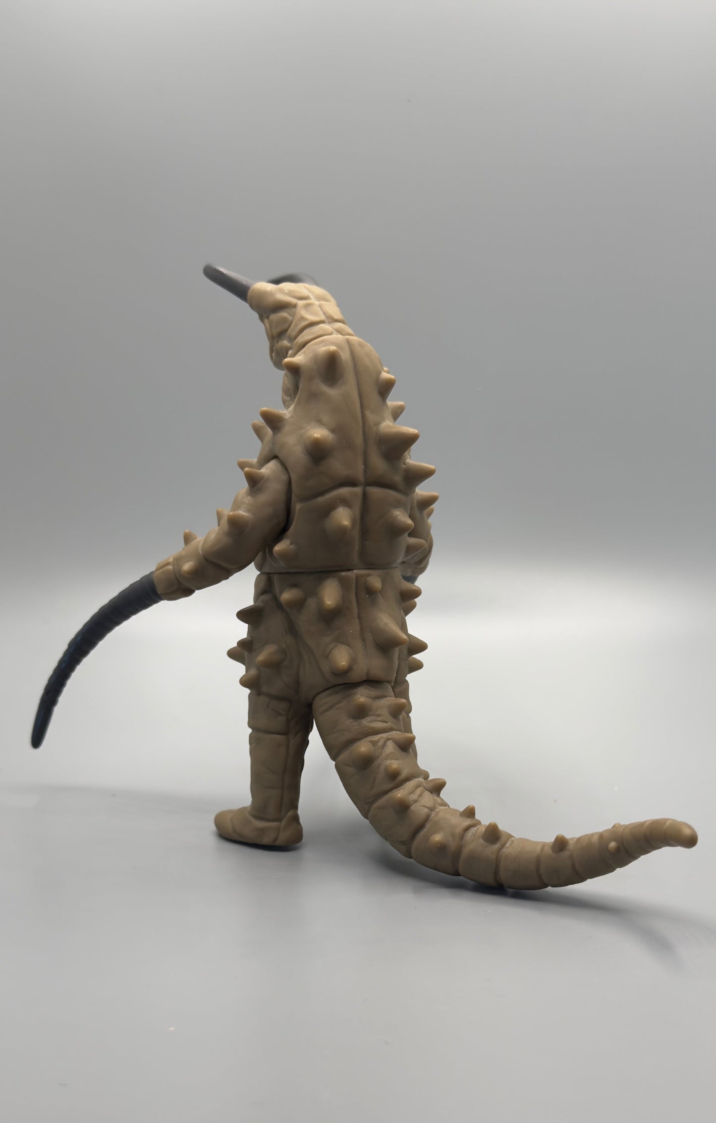 2014 Bandai Ultraman Gudon Ultra Monster Series 60 PVC Anime Monster Figure