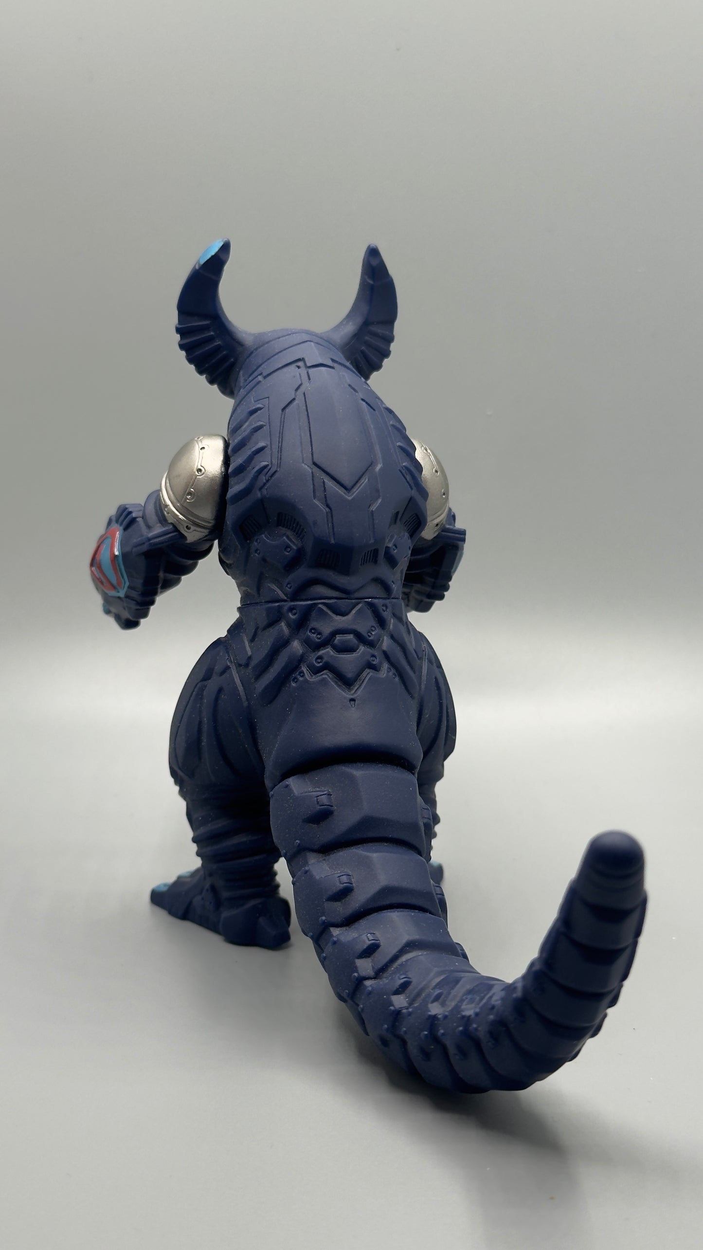 2015 Bandai Japan Ultraman Ultra Monster Series 76 Cyber Gomora 5" Vinyl Figure