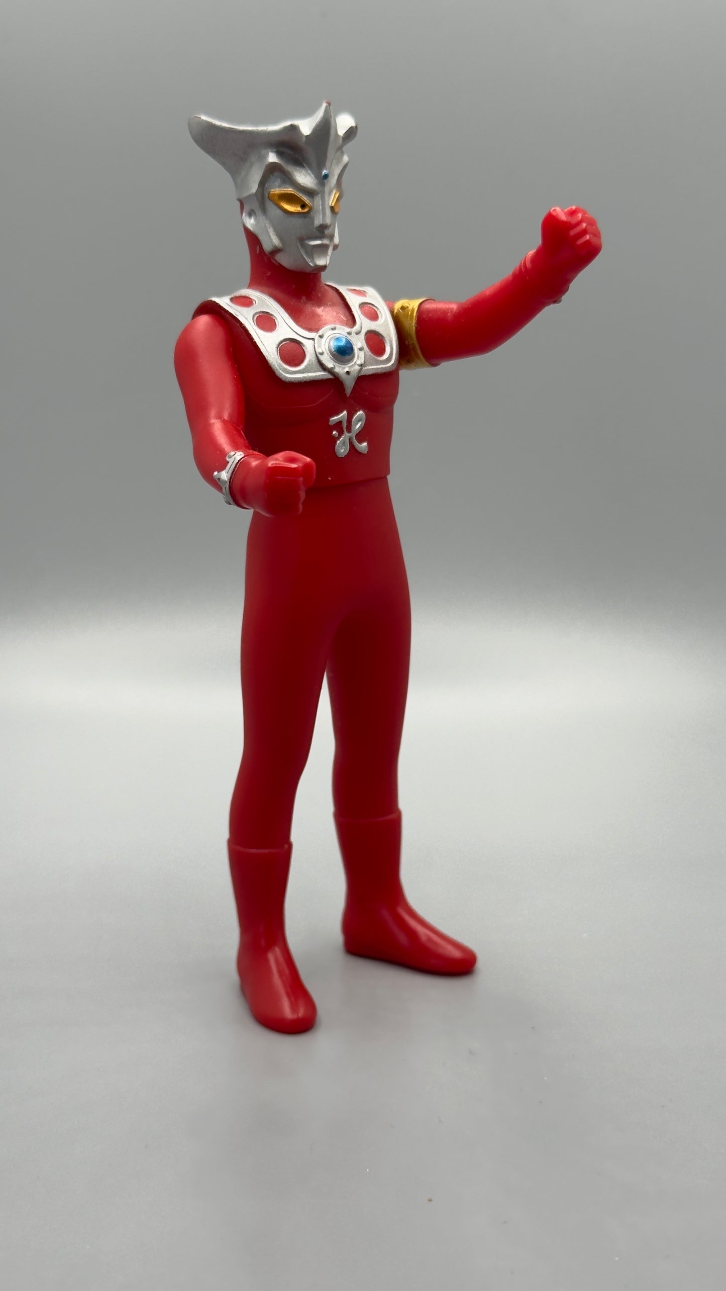 Ultraman Leo Ultra Hero 2013 Spark Doll Bandai Figure