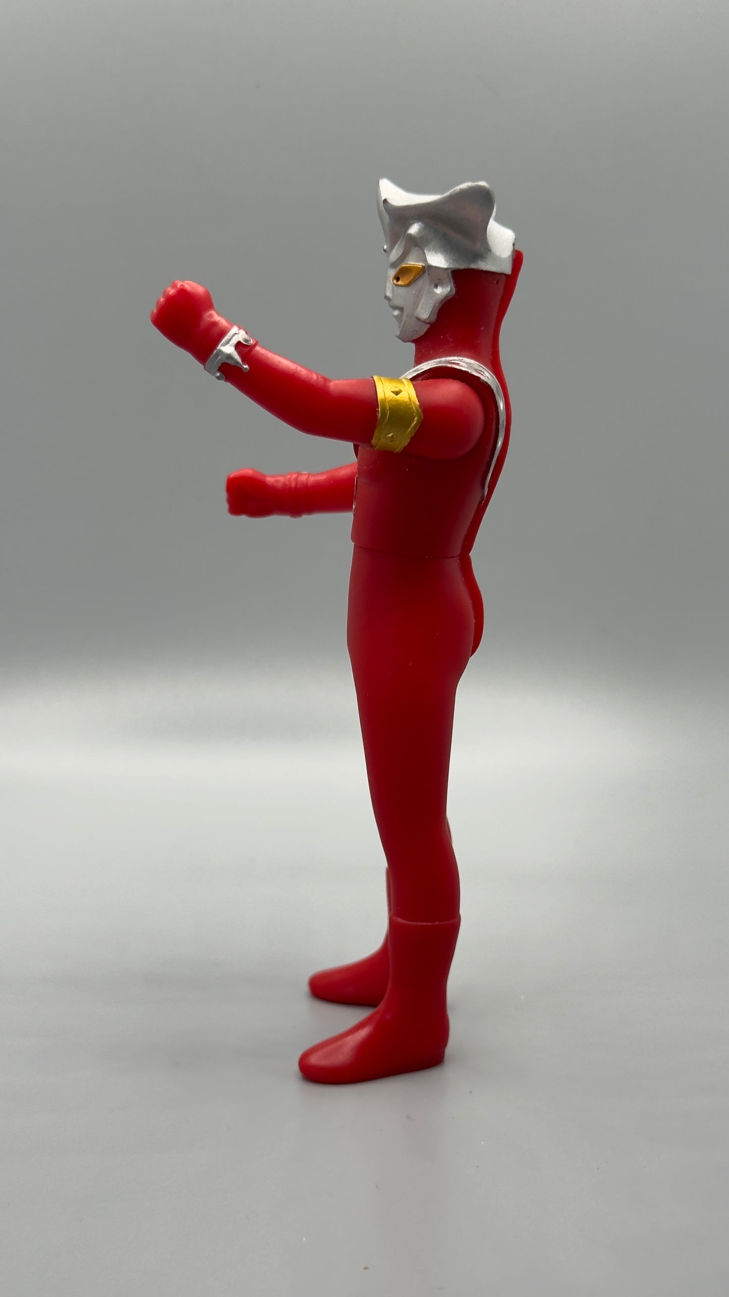 Ultraman Leo Ultra Hero 2013 Spark Doll Bandai Figure